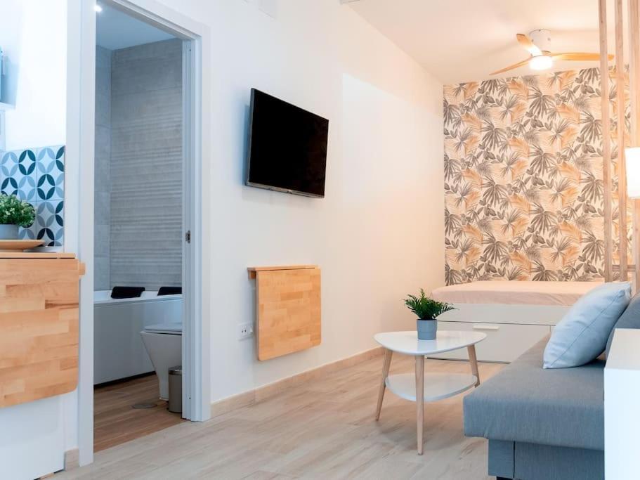 Acogedor Estudio En Triana Con Jacuzzi Y Wifi Sevilha Exterior foto