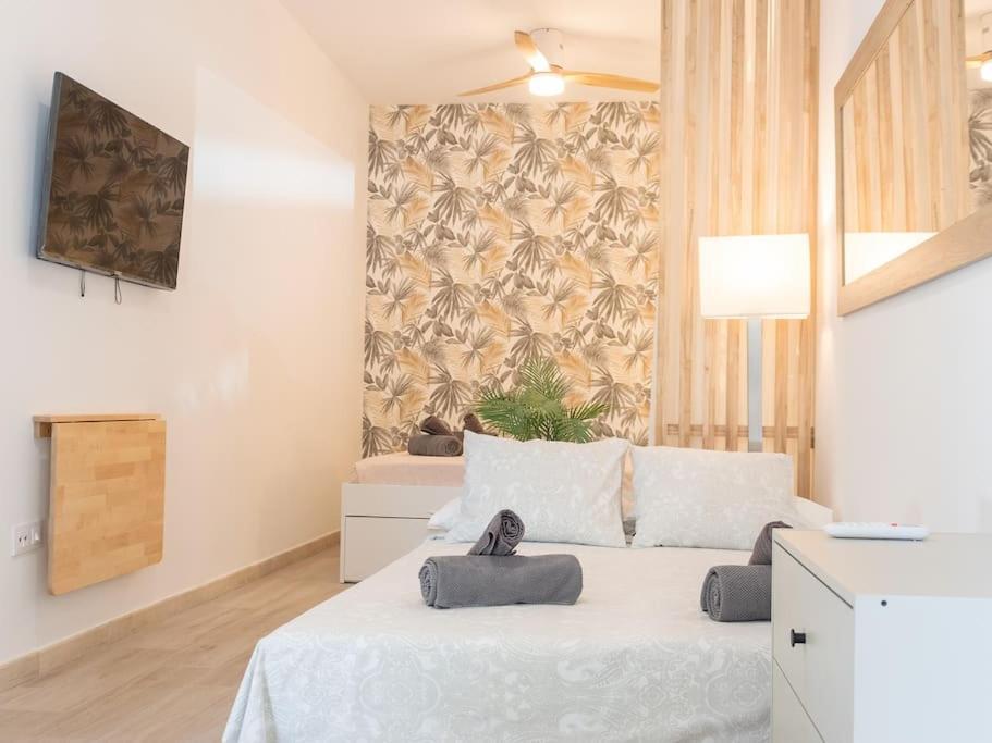 Acogedor Estudio En Triana Con Jacuzzi Y Wifi Sevilha Exterior foto